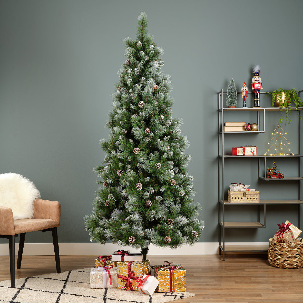 Everlands 7ft 'Frosted Norwich Pine'