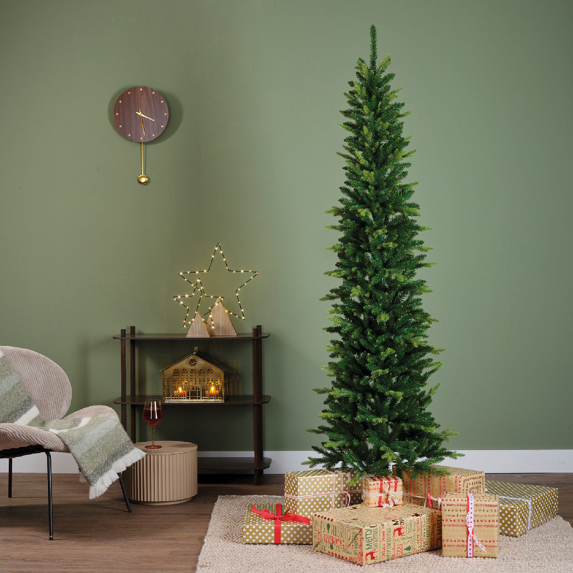 Everlands 7ft 'Slim Fir'