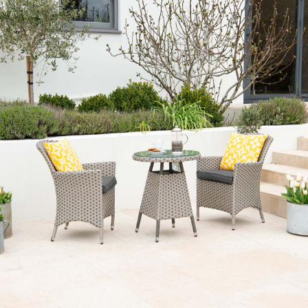 Outdoor furniture - Wentworth Garden Centre
